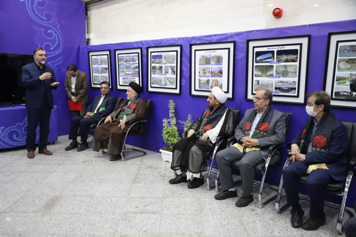 نمایشگاه جهاد تحول در شهرداری قم افتتاح شد
